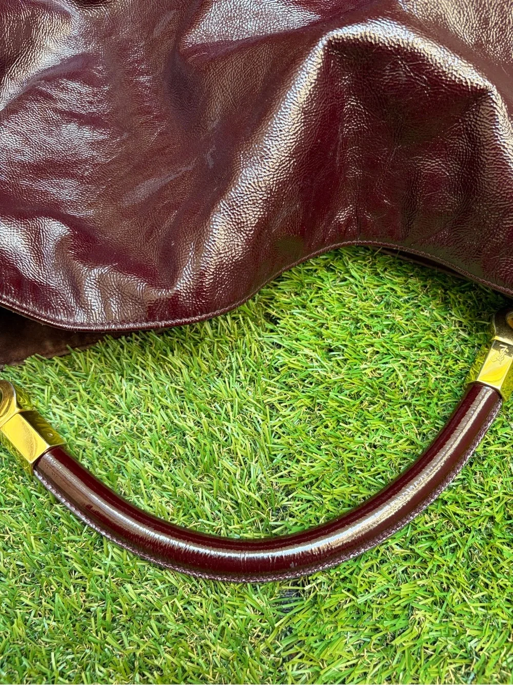 Yves Saint Laurent Patent Roady Hobo